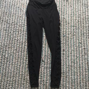 Rue 21 leggings with crossed patterned